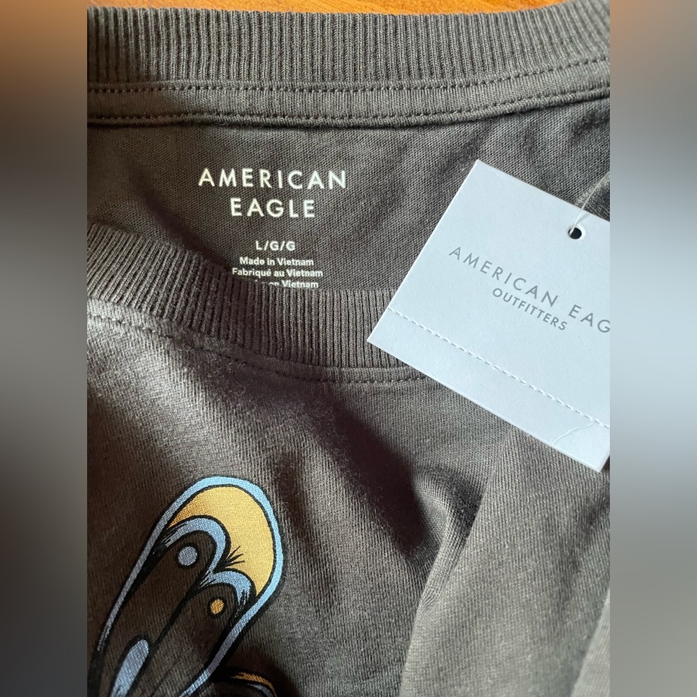 NWT American Eagle women’s t-shirt